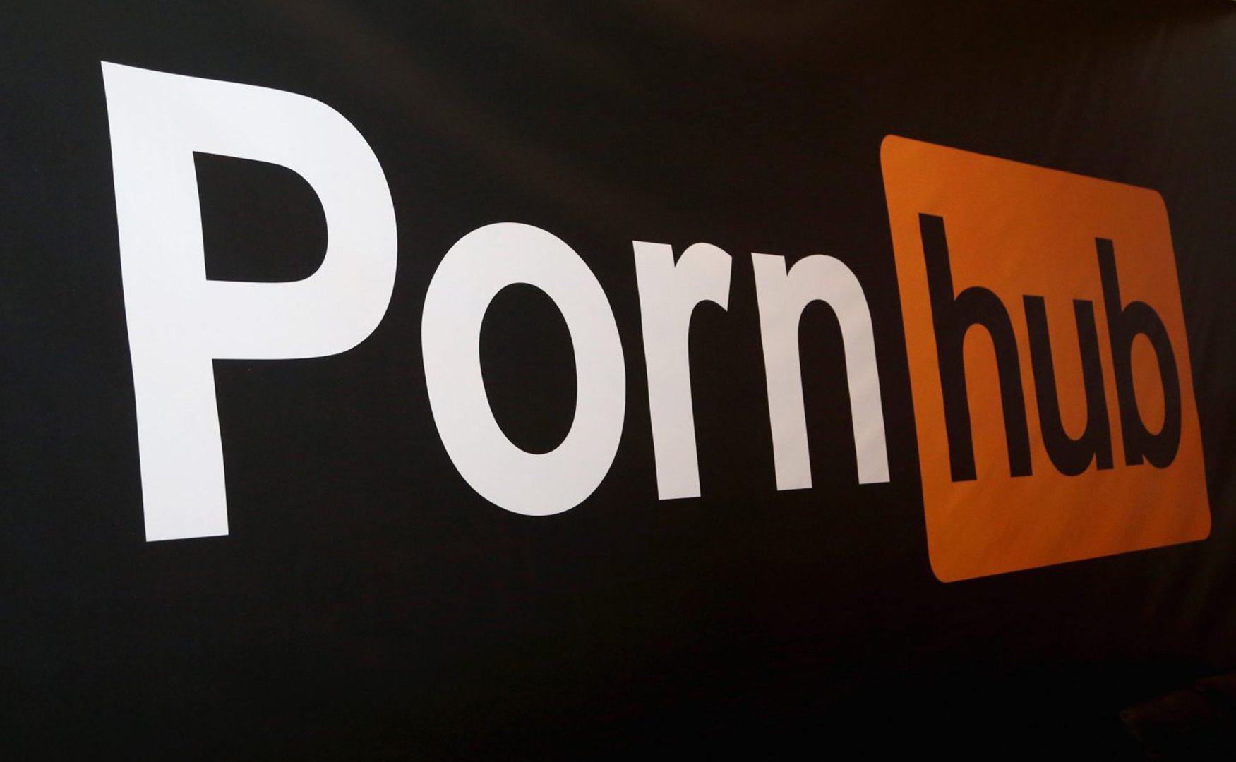 Pornhub Amateur Program: How Much Money Can I Make on Pornhub?